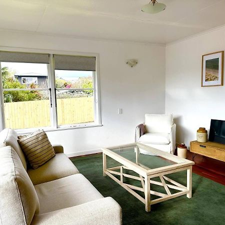 Serene Lake Taupo Abode Exterior photo