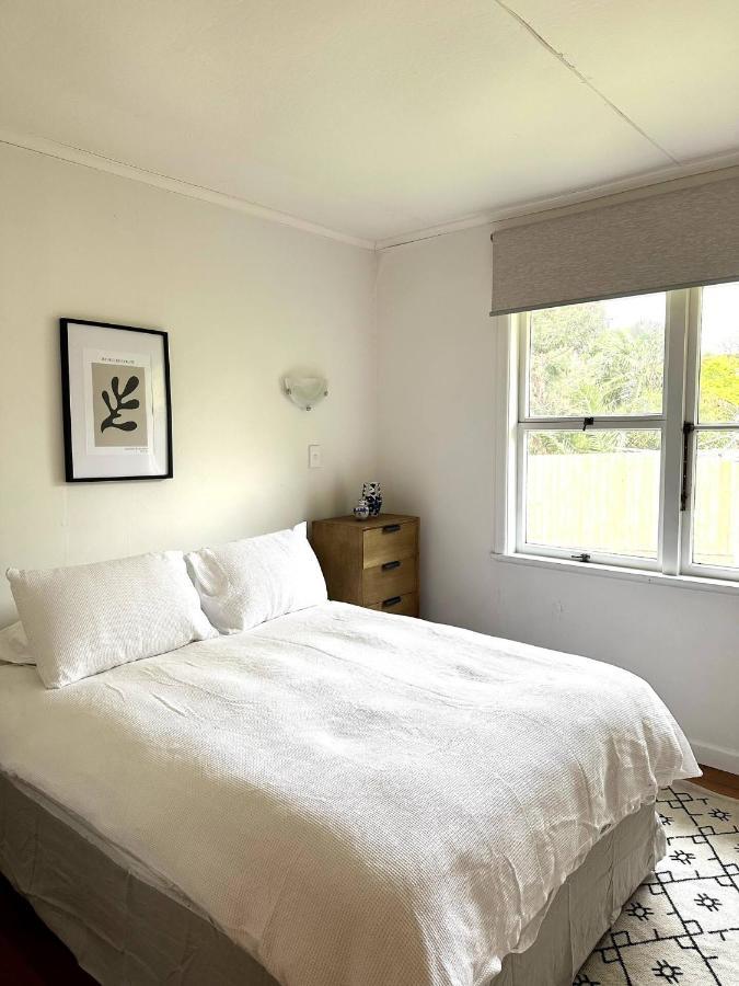 Serene Lake Taupo Abode Exterior photo